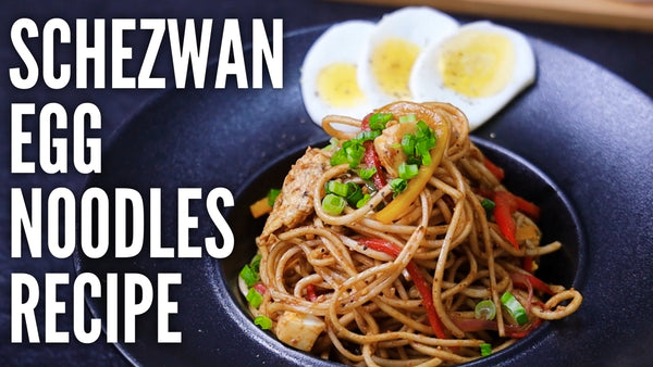 Simplest and Quickest Egg Schezwan Noodles : ठेले जैसे शेज़वान नूडल्स बनाने का आसान तरीका
